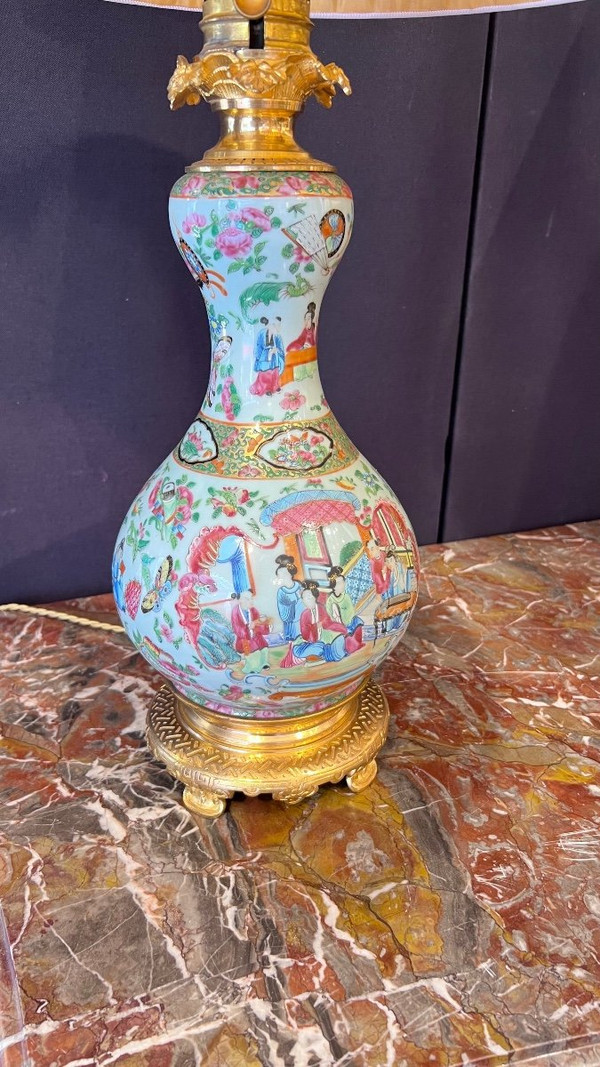 Coppia di lampade in porcellana di Canton