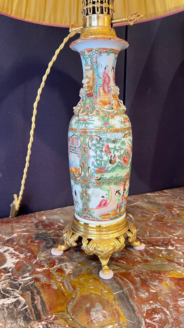 Coppia di lampade in porcellana di Canton