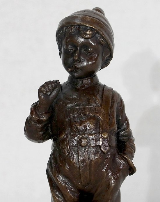 Bronzo "Il piccolo fumatore" di J. Schmidt-Felling - seconda metà del 19° secolo