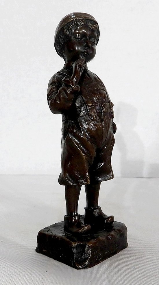 Bronzo "Il piccolo fumatore" di J. Schmidt-Felling - seconda metà del 19° secolo