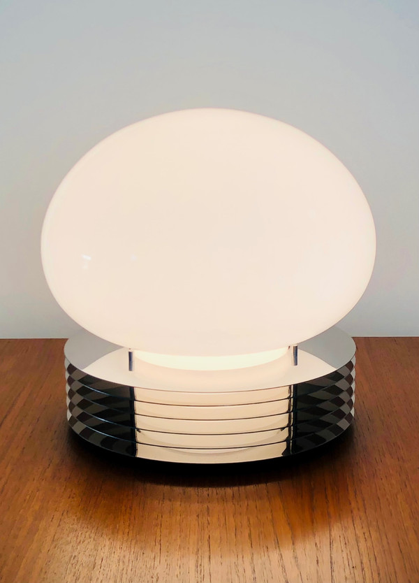 Lampe à poser en inox et verre opalin par Tronconi Illuminazione, Italie années 70 