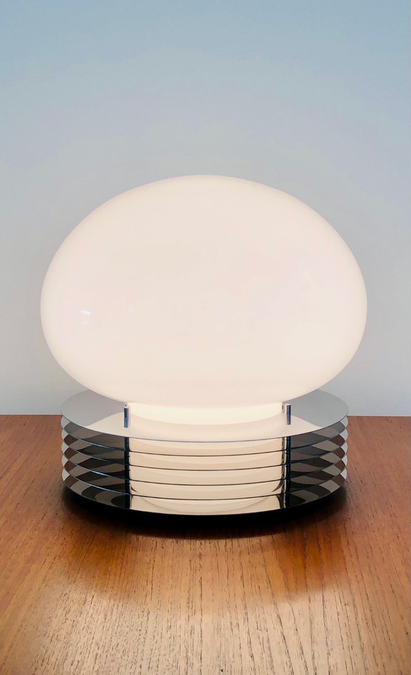 Lampe à poser en inox et verre opalin par Tronconi Illuminazione, Italie années 70 