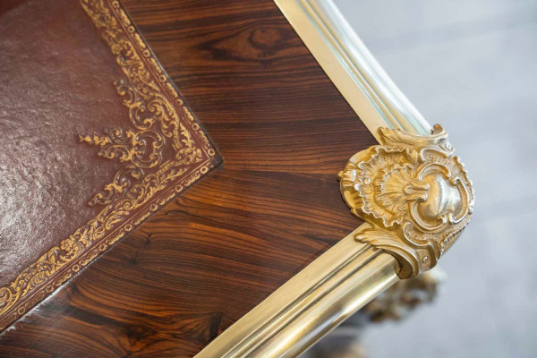 Bureau Plat De Style Louis XV