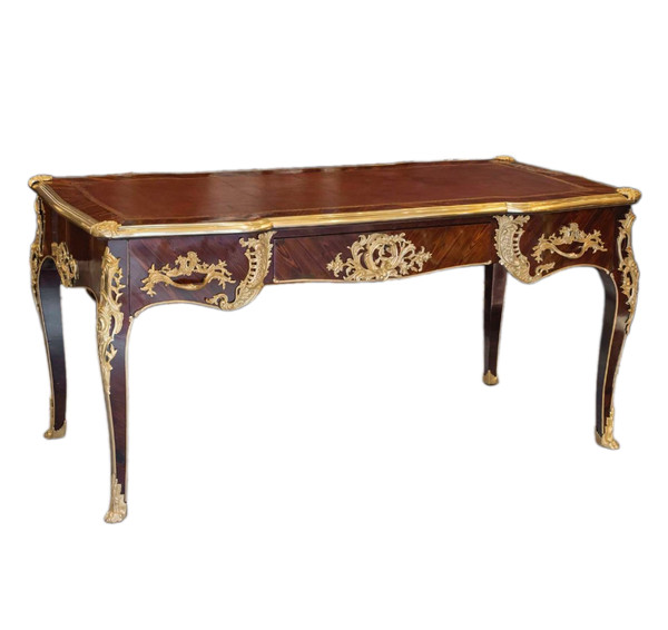 Bureau Plat De Style Louis XV