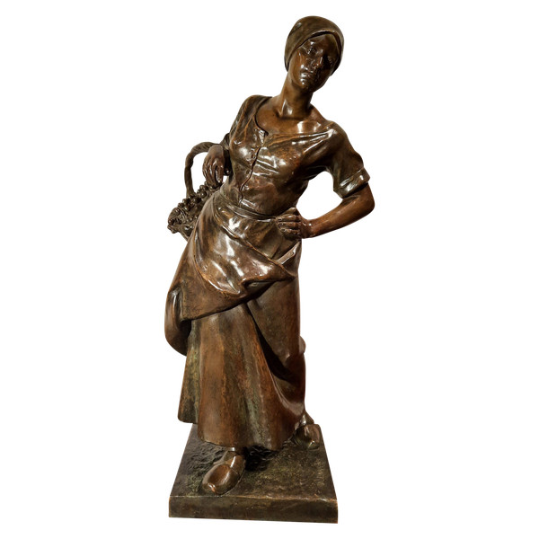 Bronze représentant « La Vendangeuse » signé Antonin Larroux (1859-1937).