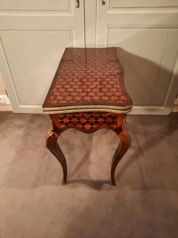 Table à jeu en marqueterie d’époque Napoléon III.
