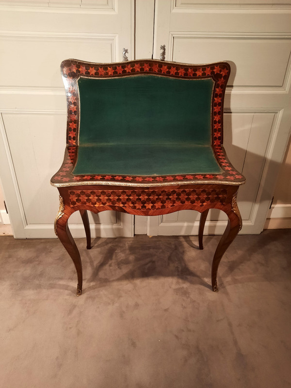 Table à jeu en marqueterie d’époque Napoléon III.