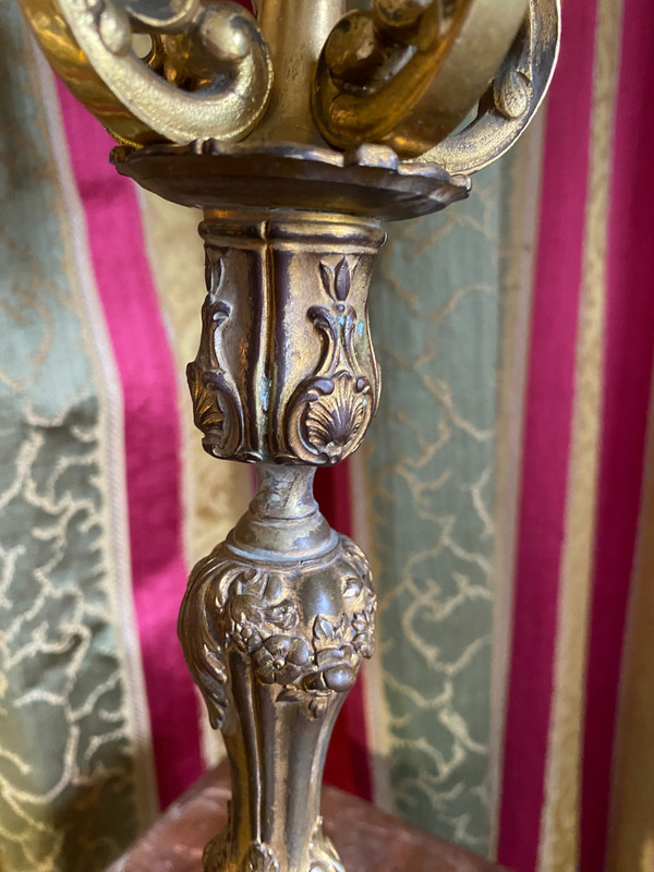  Beautiful solid bronze candlestick in Louis XV style from the N. III period gilded with mercury with 6 branches