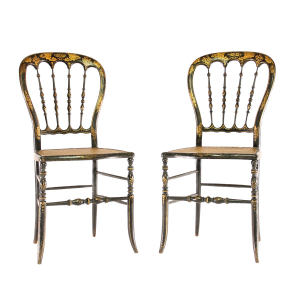Deux Belles Chaises Napoléon III en Bois Noirci et Doré 
