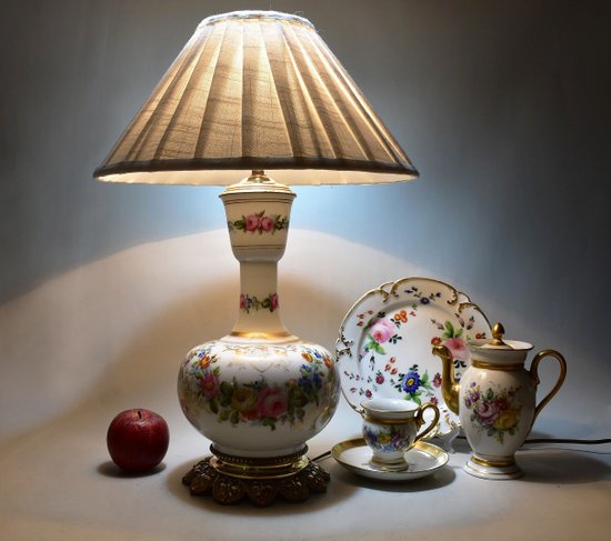 Porcelain Lamp From Paris. XIX th century