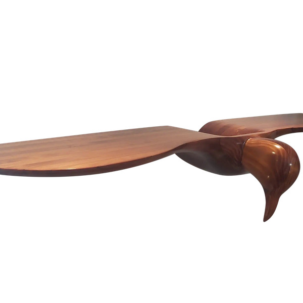 Mensola da parete di grandi dimensioni dal design contemporaneo 