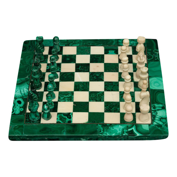 Small square chessboard in malachite and marble: