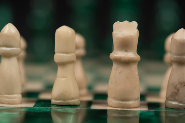 Malachite and Marble Chess Set: A Symbol of Luxury and Refinement 