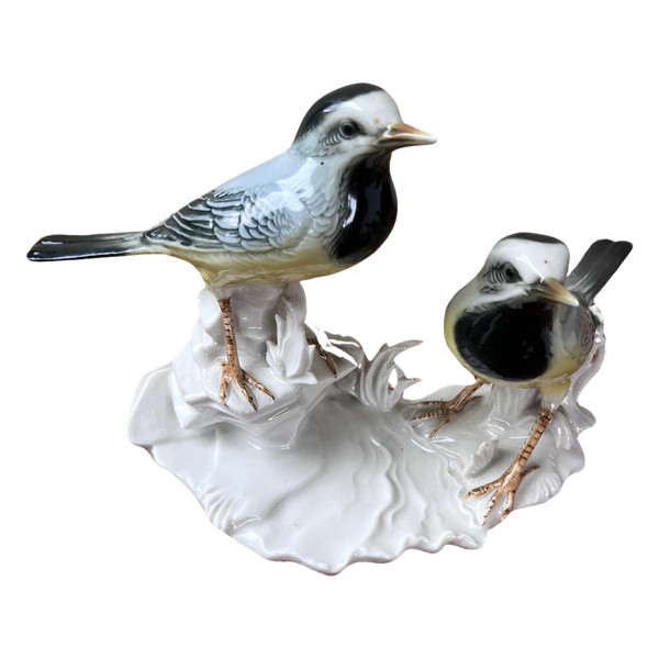 Set of two porcelain birds signed Karl Ens 