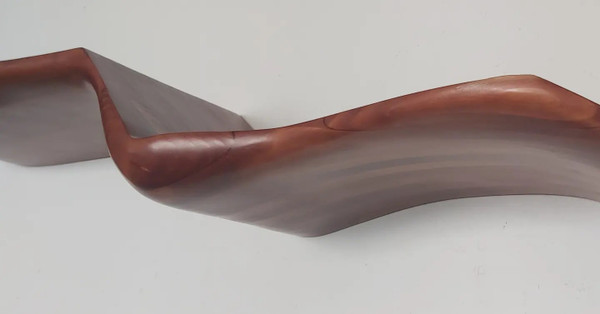 Mensola da parete di grandi dimensioni dal design contemporaneo 