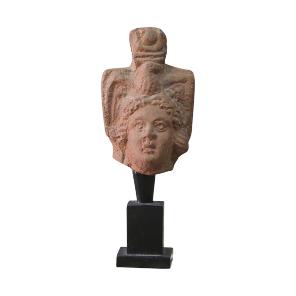 Testa femminile in terracotta, Egitto periodo romano