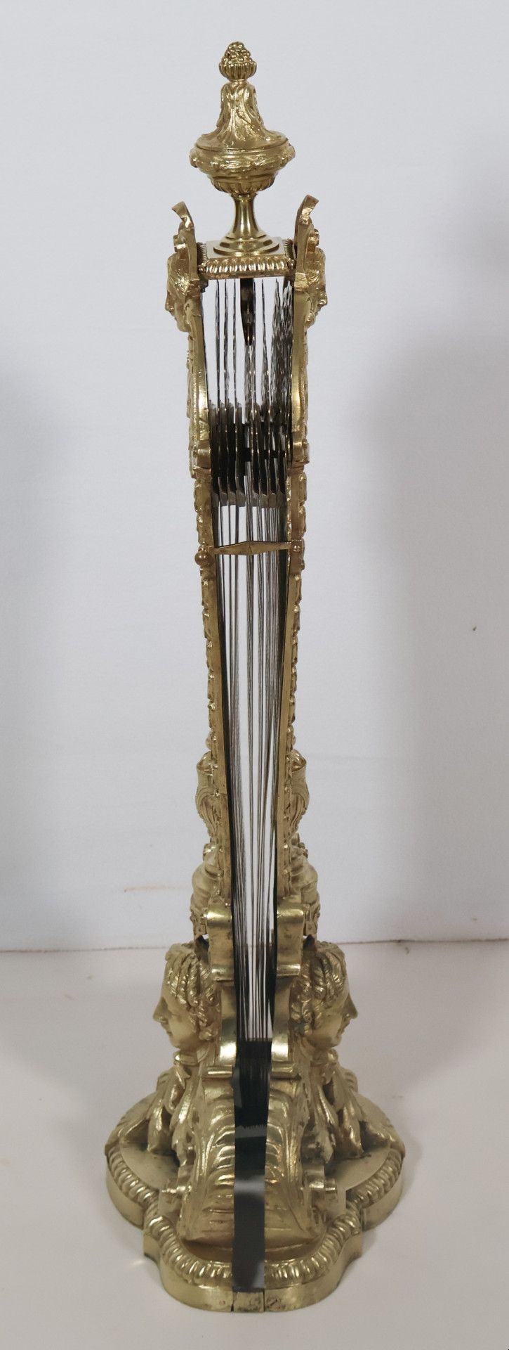 Fire screen fan in gilded bronze and brass Napoleon III period