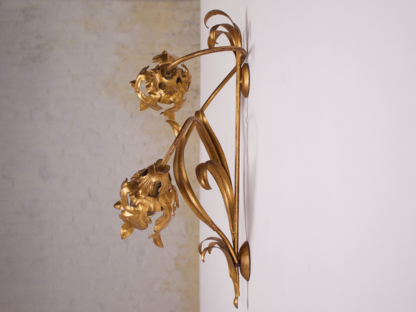 Florentine wall light.