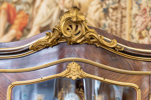 Vetrina in intarsio e vernice Martin della fine del XIX secolo 