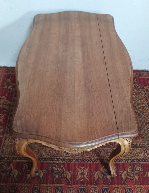 Louis XV middle table in walnut