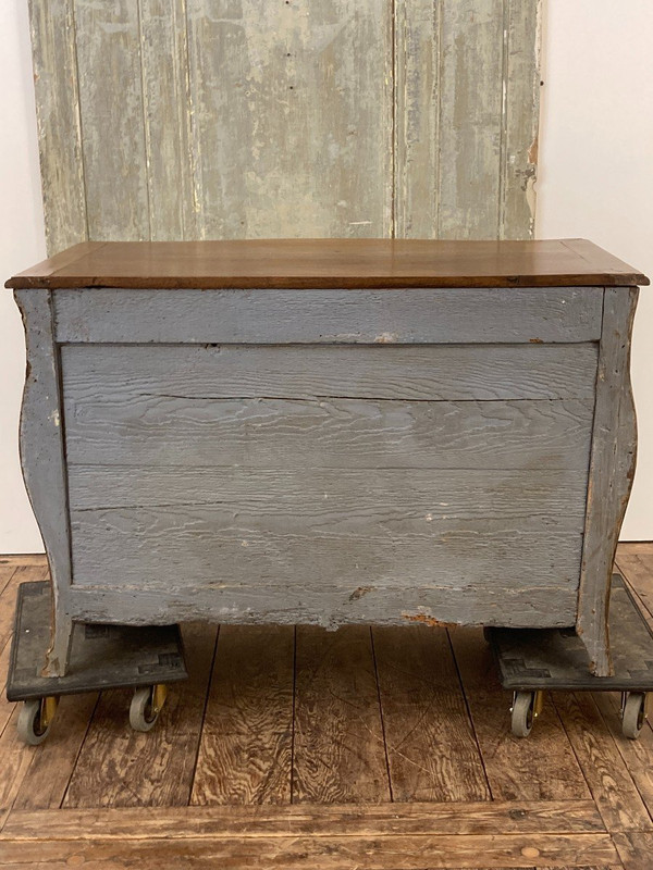 Geschwungene Kommode Louis XV Aus Nussbaumholz