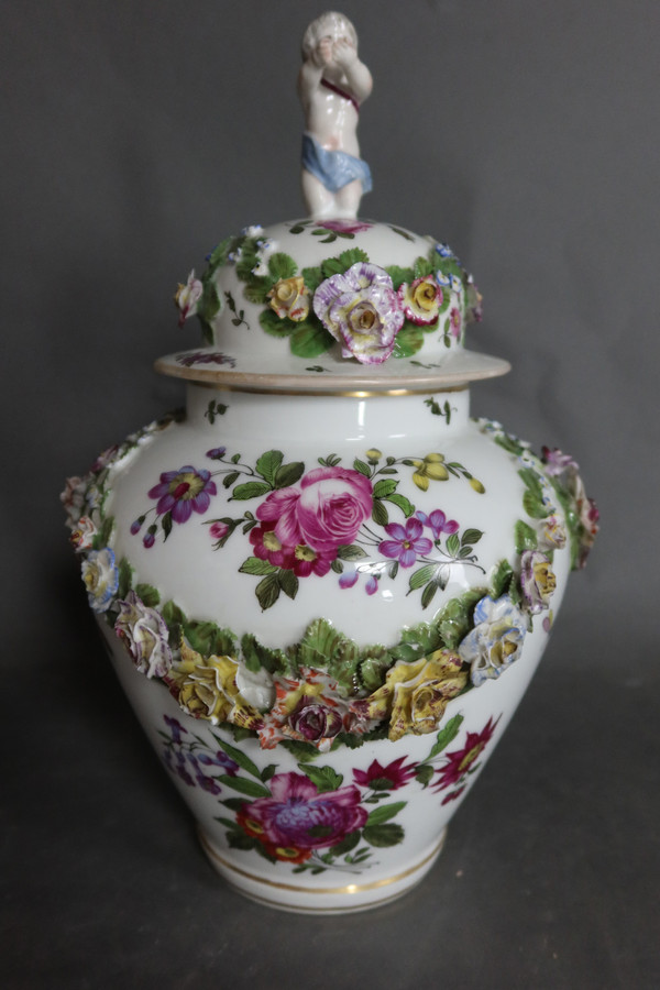 Pair of Samson porcelain covered pots
