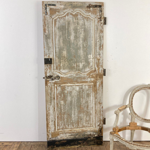 XVIII Communication Door