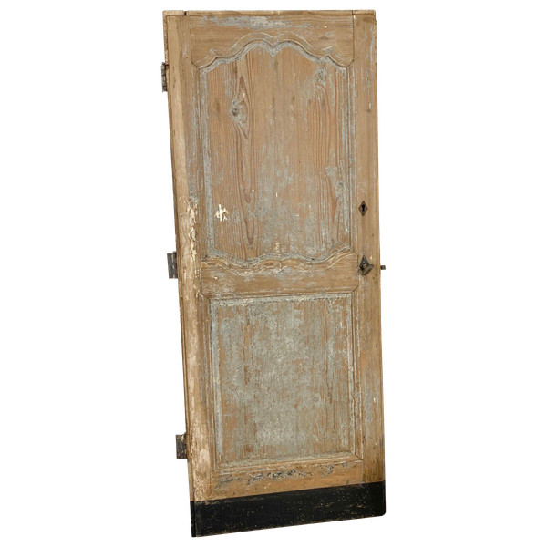 XVIII Communication Door