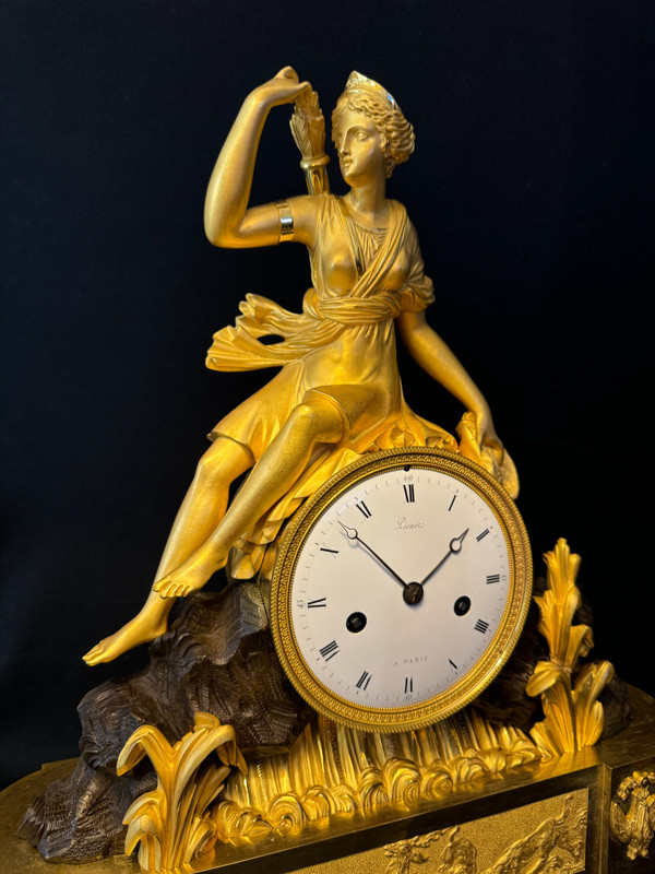 Large Empire gilt bronze "Diana the Huntress" clock