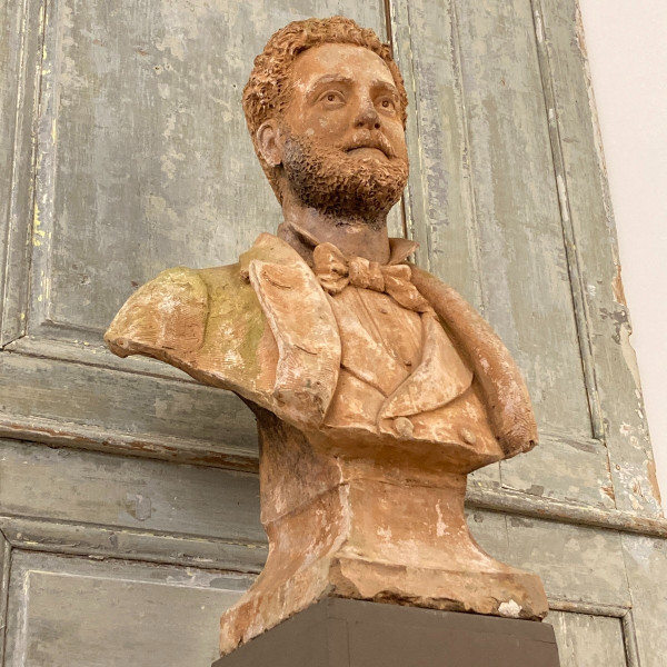 Large bust of the sculptor Philippe Poitevin