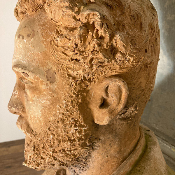 Large bust of the sculptor Philippe Poitevin