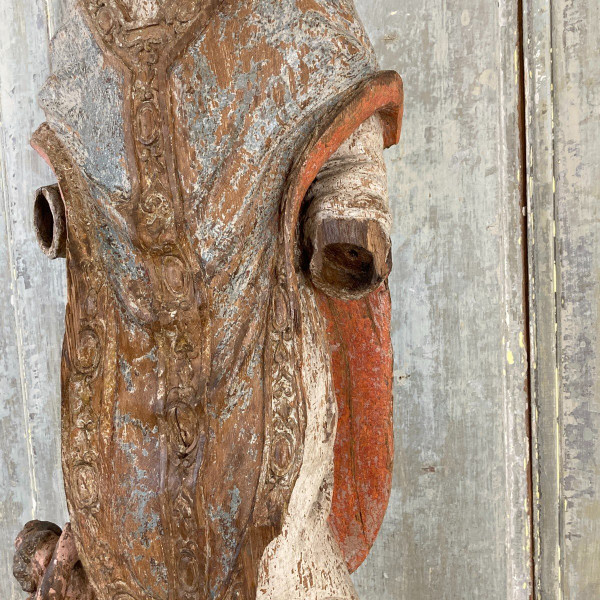 Bois sculpté polychrome XVII