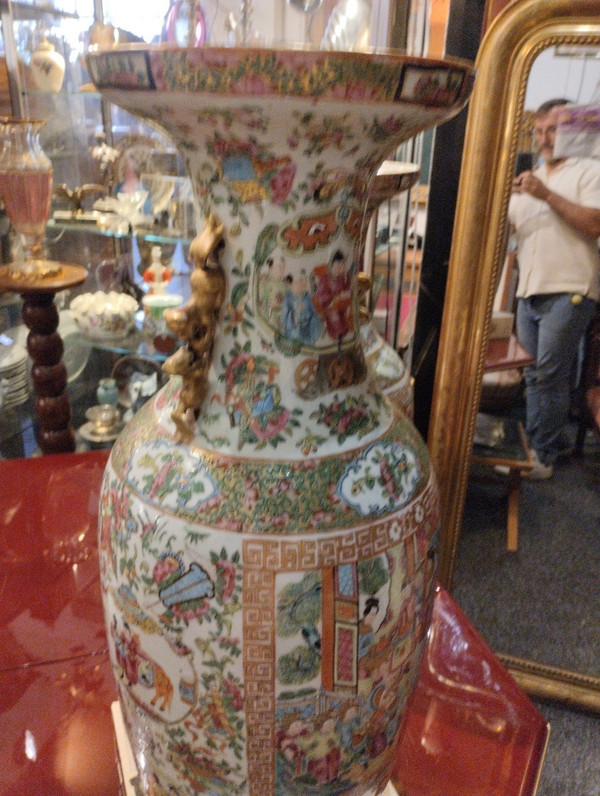 Paire De Vases - Chine - Dynastie Qing - Canton - Fin XIX E S.