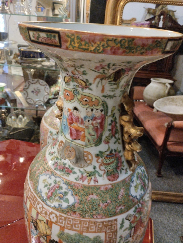 Paire De Vases - Chine - Dynastie Qing - Canton - Fin XIX E S.