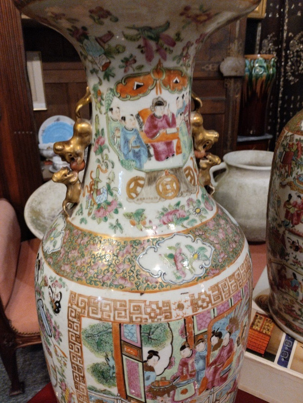 Paire De Vases - Chine - Dynastie Qing - Canton - Fin XIX E S.