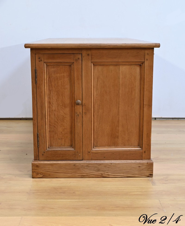 Handelsschreibtisch in Eiche