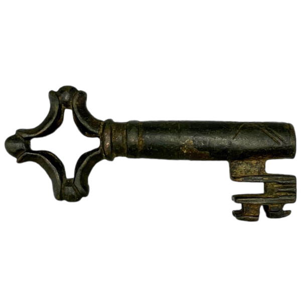 KEY - France - Late 15th century