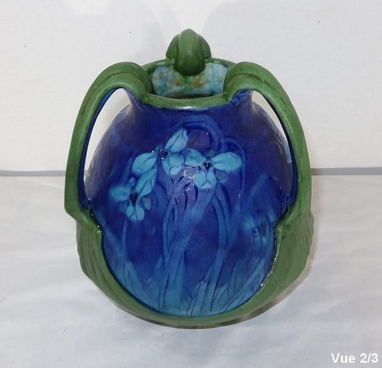 Vase à décor floral signé E. Lachenal – Fin XIXe 