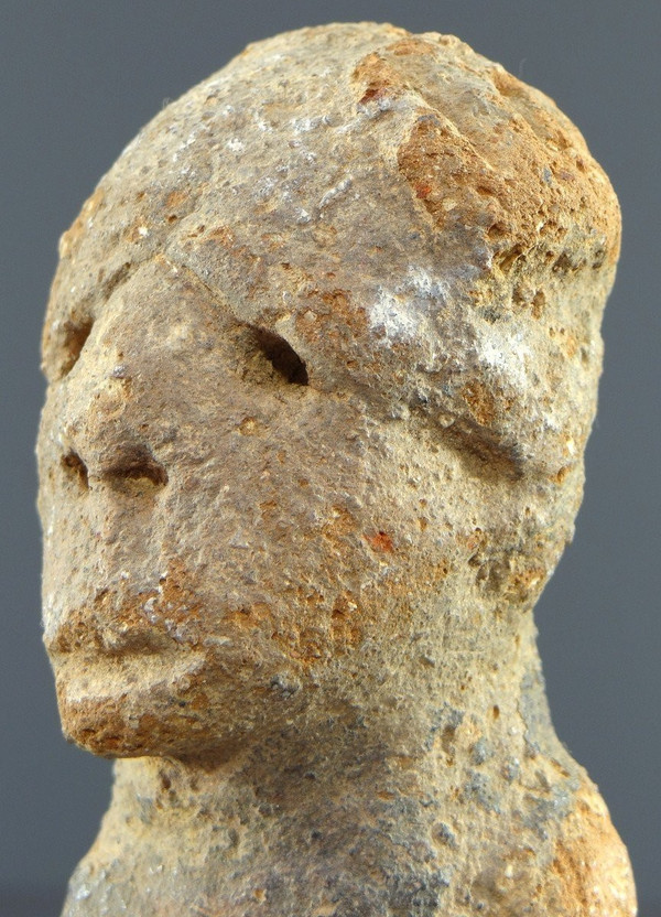 Nigeria, cultura Katsina, XIX secolo o precedente, testa in terracotta molto antica.