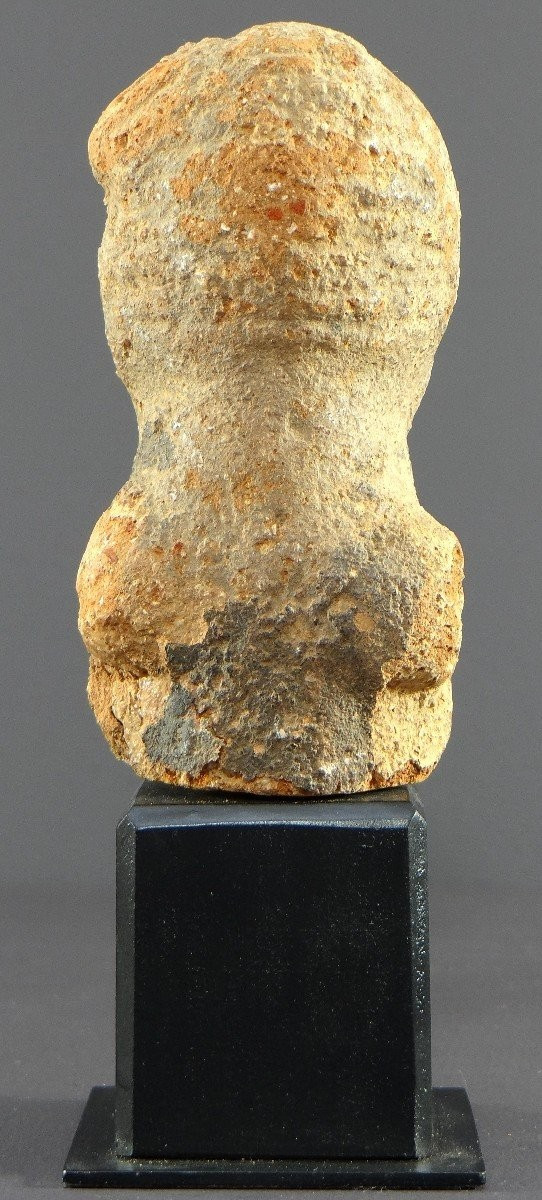 Nigeria, cultura Katsina, XIX secolo o precedente, testa in terracotta molto antica.
