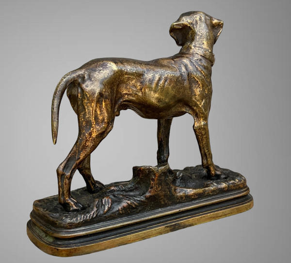 BRONZE ANCIEN SIGNÉ "ALFRED DUBUCAND 1828-1894 " REPRESENTANT UN CHIEN de CHASSE