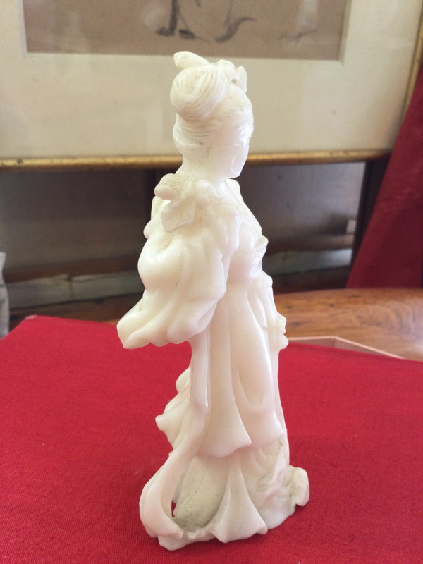 Statuette asiatique en pierre dure