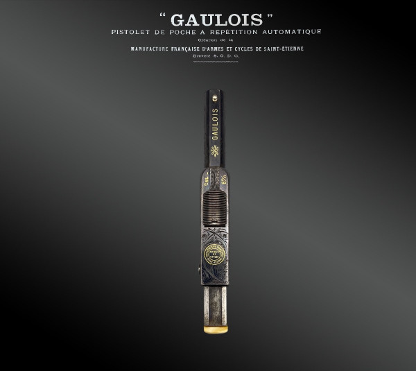Pistola automatica a ripetizione “GAULOIS” n° 4 con fodero in cuoio fulvo - Francia - XIX secolo