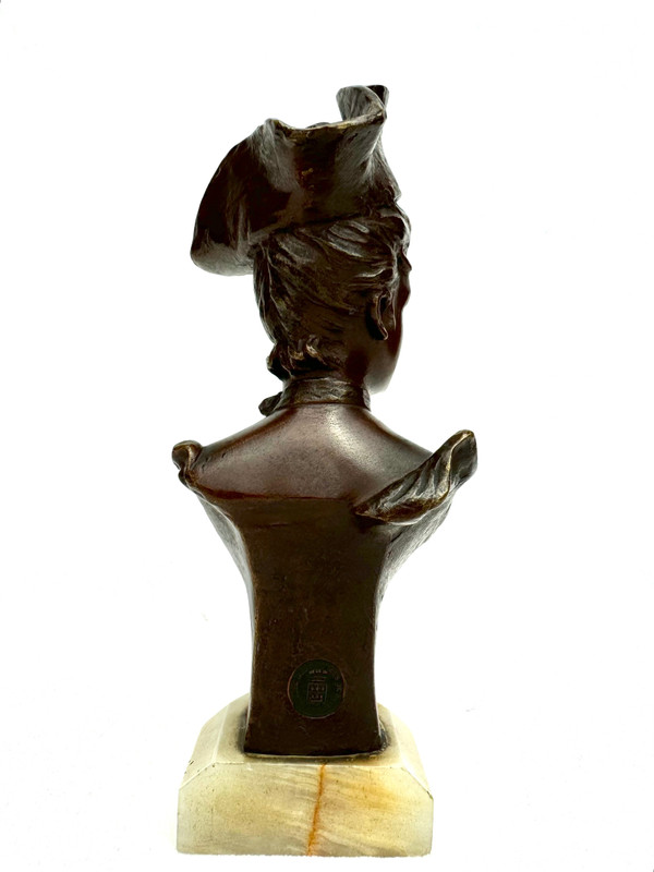 Van der Straeten -Buste en bronze femme au chapeau tricorne 