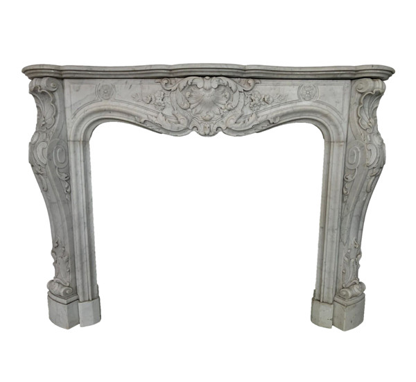Kamin im Louis XV-Stil aus weißem Carrara-Marmor