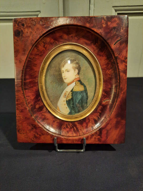 Pair of 19th century miniatures representing Napoleon I and Joséphine de Beauharnais.
