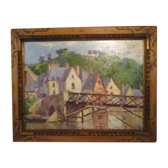 Footbridge over river