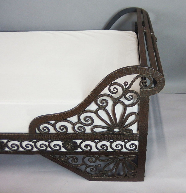 Art Deco Bench Bed