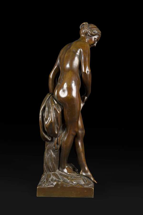 "La Bagnante" o "La Ninfa che fa il bagno" (1757) di Étienne-Maurice Falconet (1716-1791)