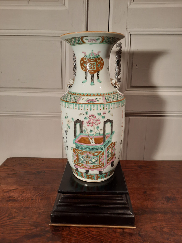Vaso in porcellana, Cina XIX secolo.
